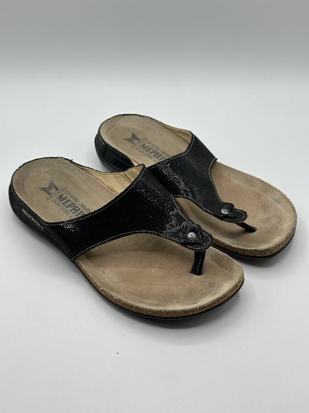 Mephisto Women's Agacia Black Leather Thong Sandal Size 37